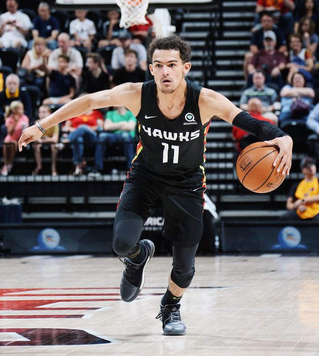 海港发文祝福奥斯卡：艰难时刻会过去，我们与功勋队长同在（海港为奥斯卡送上祝福：困难终将过去，我们与功勋队长并肩同行）