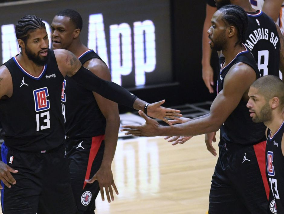 06年季后赛抢7大战科比第四节拒出手引争议（2006季后赛抢七战科比末节不出手引发争议）