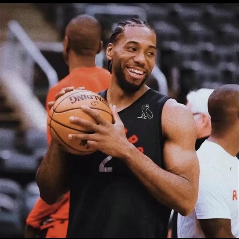 弗兰克喊话球迷：没有你们，我们什么都不是，但这足够吗（弗兰克向球迷发声：没有你们我们什么都不是，可这够了吗）